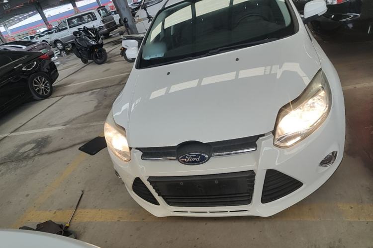 Used Ford Focus 2012 Sedan 1.6L Automatic Fashion Edition Front