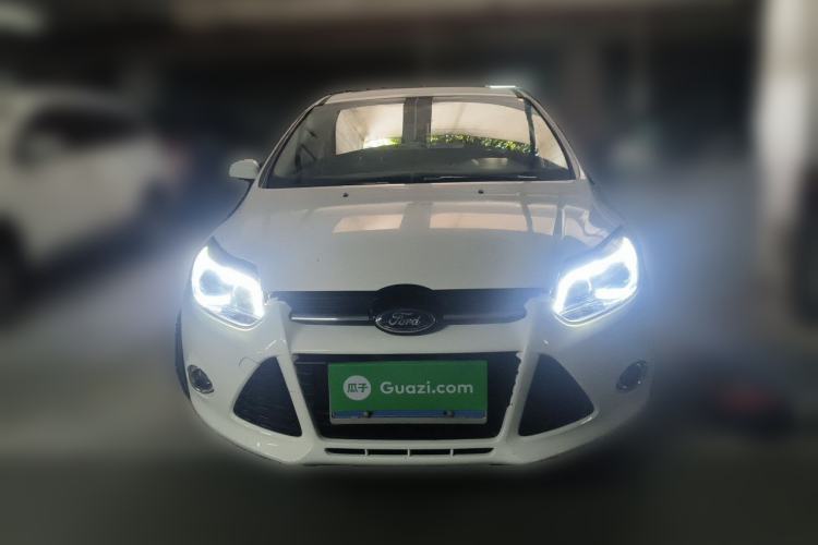 Used Ford Focus 2012 Hatchback 2.0L Automatic Luxury Sport Model Front
