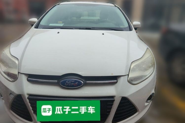 Used Ford Focus 2012 Hatchback 1.6L Manual Fashion Edition Front