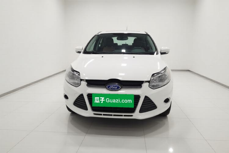 Used Ford Focus 2012 Hatchback 1.6L Automatic Fashion Edition Front