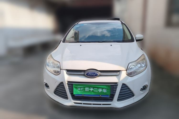 Used Ford Focus 2012 Sedan 1.6L Manual Fashion Edition Front