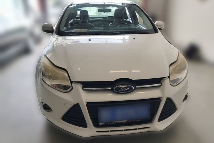 Used Ford Focus 2012 Sedan 1.6L Manual Fashion Edition Front