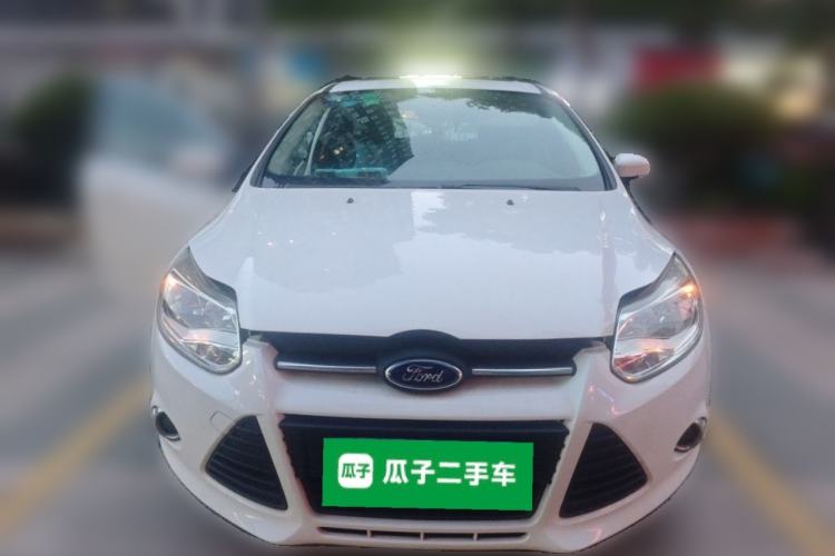Used Ford Focus 2012 Hatchback 1.6L Automatic Fashion Edition Front