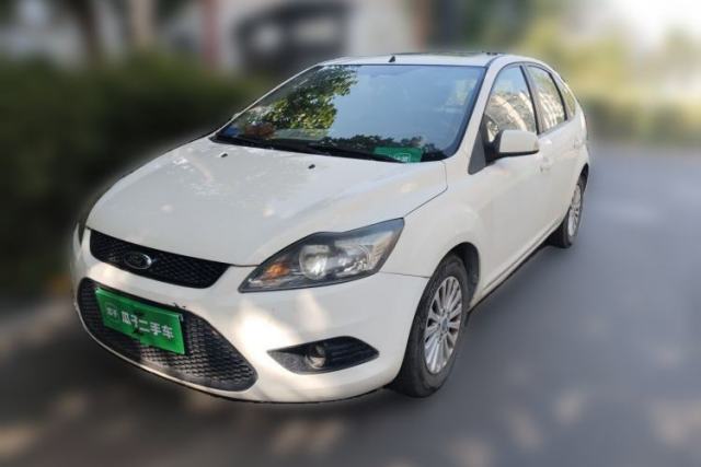 Używany Ford Focus 2012 Hatchback Classic 1.8L Manual Fashion Edition