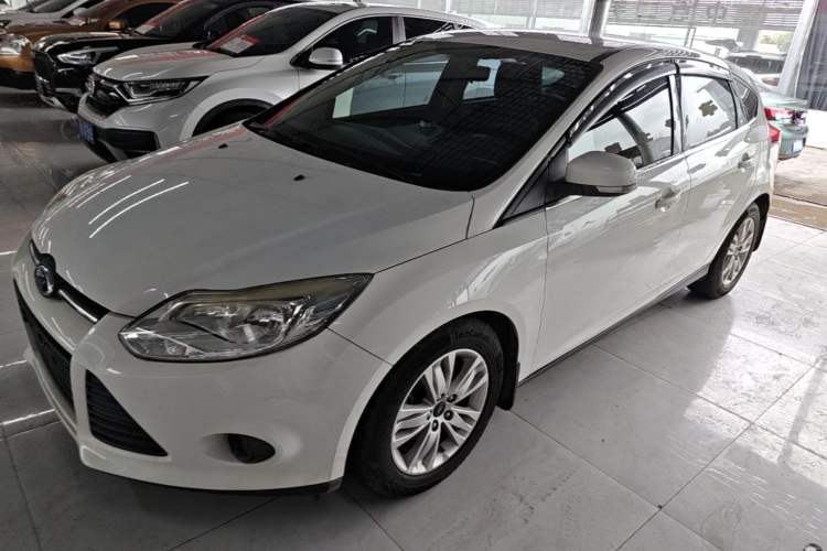 Used Ford Focus 2012 Hatchback 1.6L Automatic Comfort Model Guazi used car, China used car export, Used car for sale, Used  cars, Cheapest cars for sale