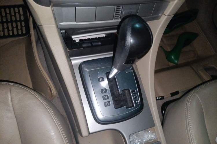 Used Ford Focus 2012 Hatchback Classic 1.8L Automatic Fashion Edition Gear Lever