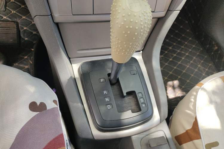 Used Ford Focus 2012 Hatchback Classic 1.8L Automatic Base Model Gear Lever