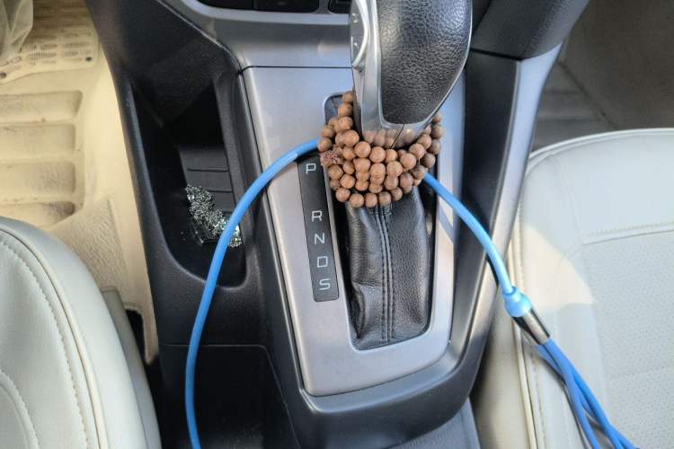 Used Ford Focus 2012 Hatchback 1.6L Automatic Comfort Model Gear Lever