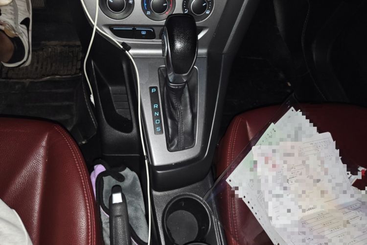 Used Ford Focus 2012 Hatchback 1.6L Automatic Comfort Model Gear Lever