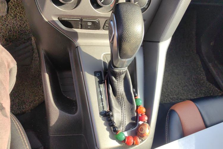 Used Ford Focus 2012 Hatchback 1.6L Automatic Comfort Model Gear Lever