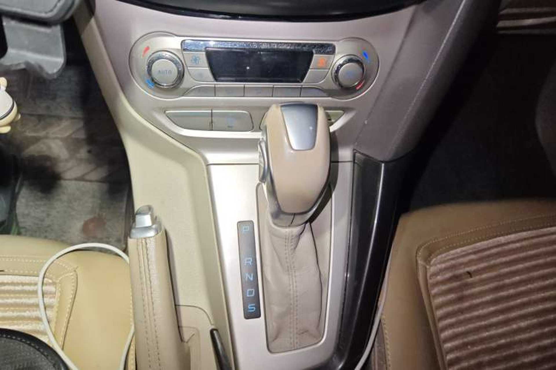 Used Ford Focus 2012 Sedan 1.6L Automatic Prestige Model Gear Lever