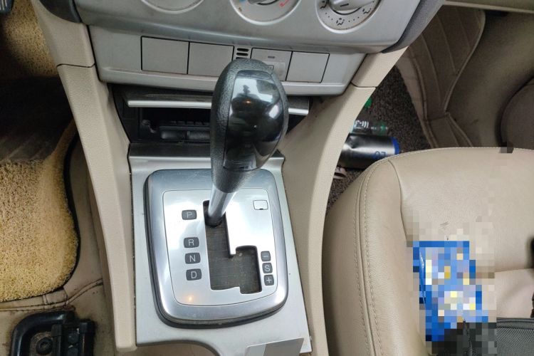 Used Ford Focus 2012 Hatchback Classic 1.8L Automatic Fashion Edition Gear Lever