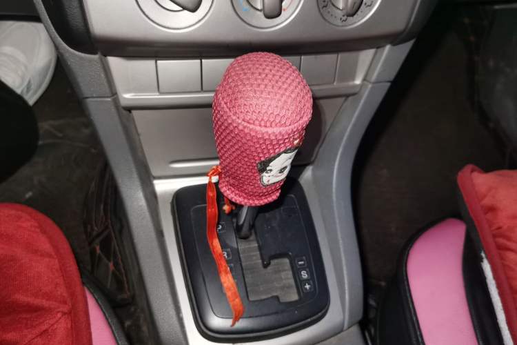 Used Ford Focus 2012 Hatchback Classic 1.8L Automatic Base Model Gear Lever
