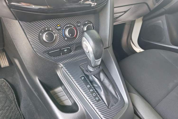 Used Ford Focus 2012 Hatchback 1.6L Automatic Comfort Model Gear Lever