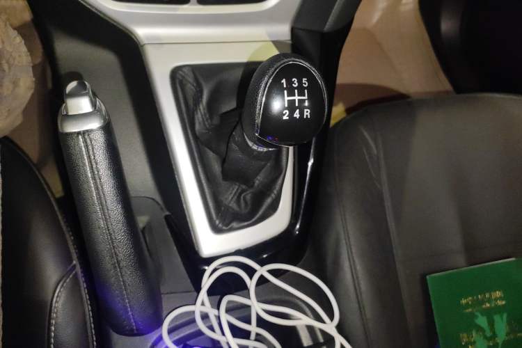 Used Ford Focus 2012 Hatchback 2.0L Manual Luxury Sport Model Gear Lever