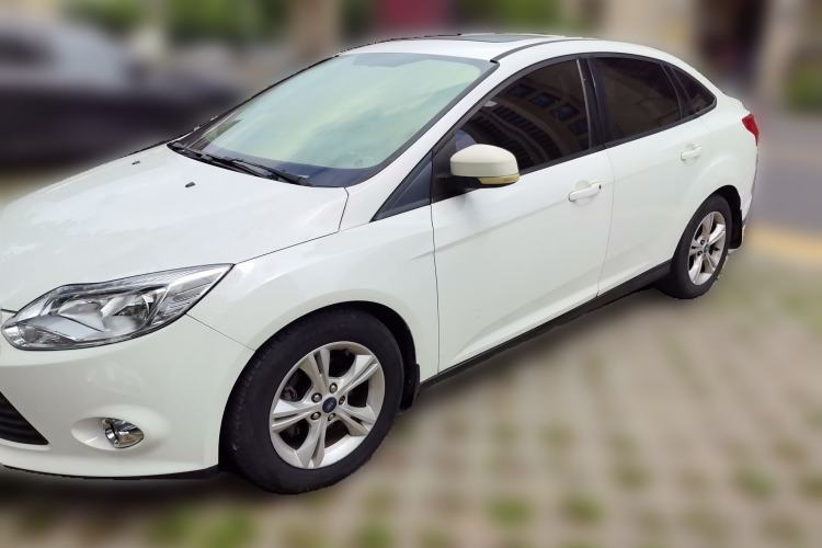 Used Ford Focus 2012 Sedan 1.6L Automatic Fashion Edition Guazi used car, China used car export, Used car for sale, Used cars, Cheapest cars for sale