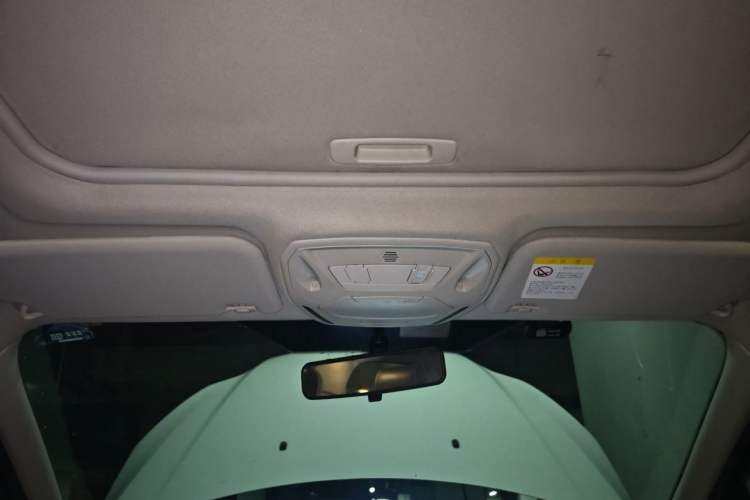 Used Ford Focus 2012 Hatchback 1.6L Automatic Fashion Edition Headliner