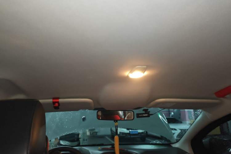 Used Ford Focus 2012 Sedan 1.6L Automatic Comfort Model Headliner