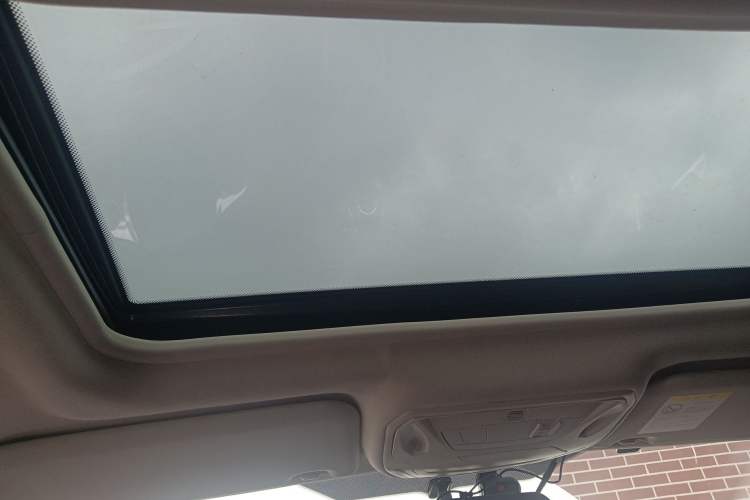 Used Ford Focus 2012 Sedan 1.6L Manual Fashion Edition Headliner