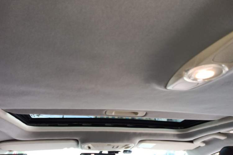 Used Ford Focus 2012 Sedan 1.6L Automatic Fashion Edition Headliner
