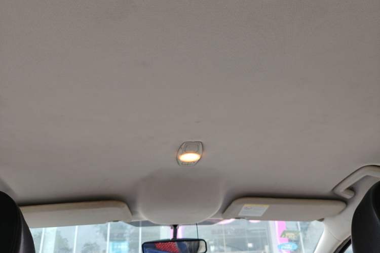 Used Ford Focus 2012 Sedan 1.6L Automatic Comfort Model Headliner