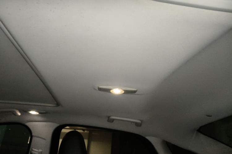 Used Ford Focus 2012 Sedan 1.6L Manual Fashion Edition Headliner