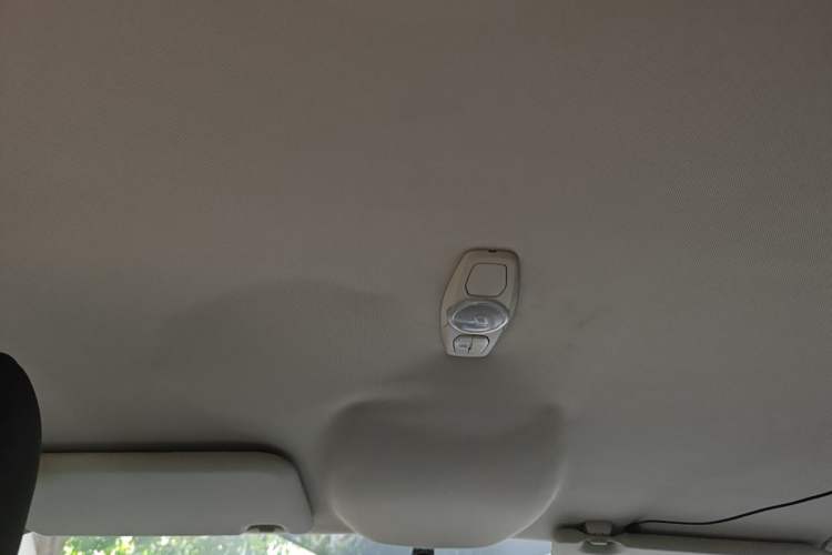 Used Ford Focus 2012 Sedan 1.6L Automatic Comfort Model Headliner