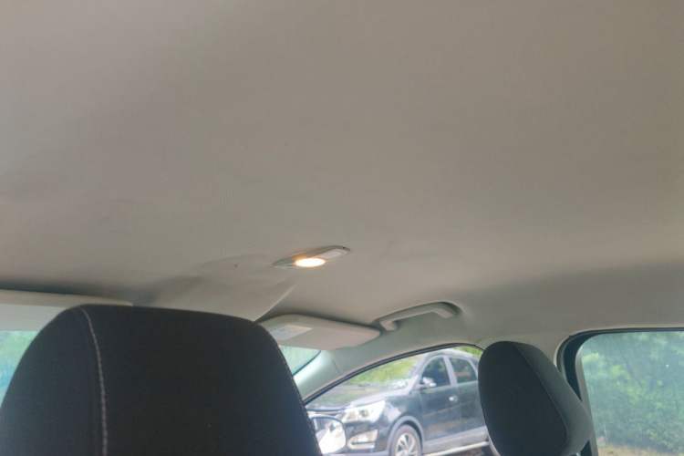 Used Ford Focus 2012 Hatchback 1.6L Automatic Comfort Model Headliner