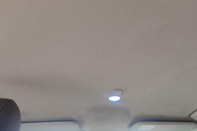 Used Ford Focus 2012 Sedan 1.6L Manual Comfort Model Headliner