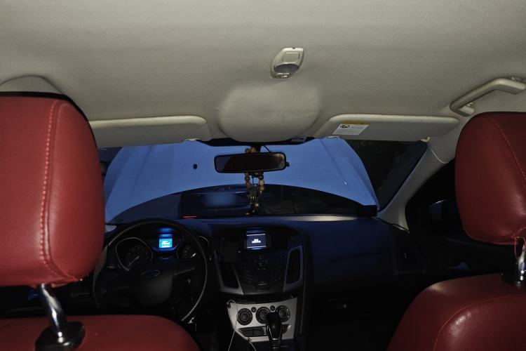 Used Ford Focus 2012 Hatchback 1.6L Automatic Comfort Model Headliner
