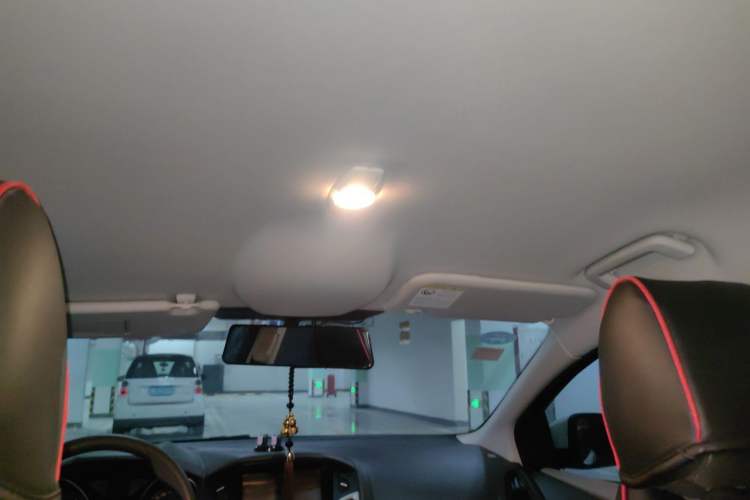 Used Ford Focus 2012 Sedan 1.6L Automatic Comfort Model Headliner