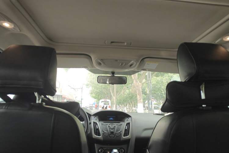 Used Ford Focus 2012 Hatchback 1.6L Automatic Fashion Edition Headliner