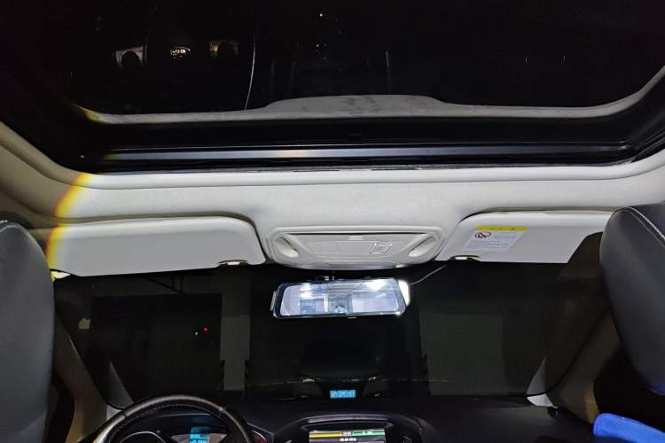 Used Ford Focus 2012 Sedan 1.6L Automatic Fashion Edition Headliner