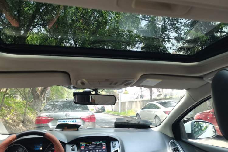 Used Ford Focus 2012 Sedan 1.6L Manual Fashion Edition Headliner