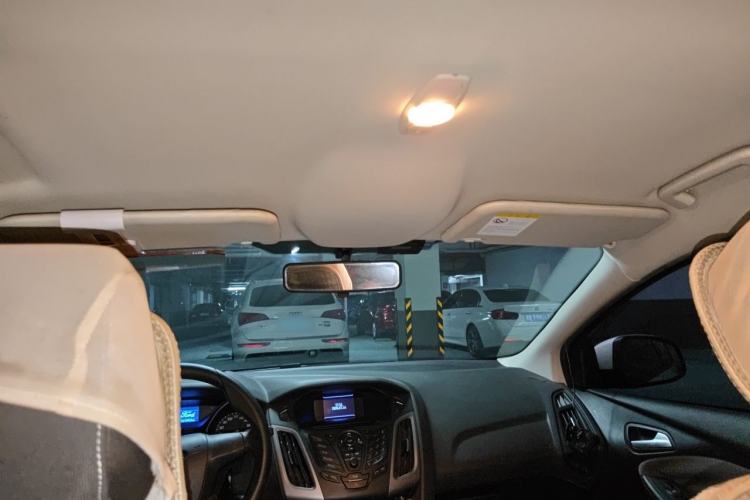 Used Ford Focus 2012 Hatchback 1.6L Manual Comfort Model Headliner
