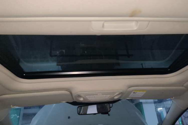 Used Ford Focus 2012 Sedan 1.6L Automatic Fashion Edition Headliner