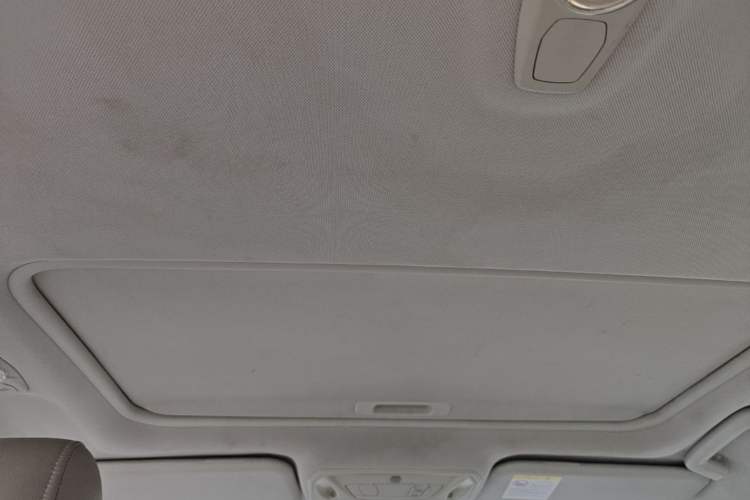 Used Ford Focus 2012 Sedan 1.6L Manual Fashion Edition Headliner
