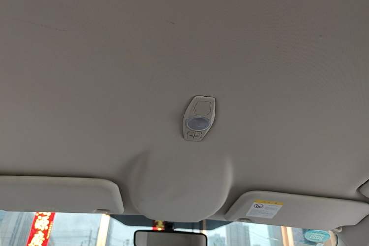 Used Ford Focus 2012 Sedan 1.6L Automatic Comfort Model Headliner
