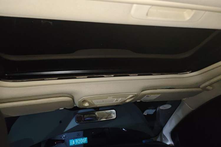 Used Ford Focus 2012 Hatchback 1.6L Automatic Fashion Edition Headliner