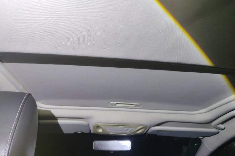 Used Ford Focus 2012 Sedan 1.6L Automatic Fashion Edition Headliner