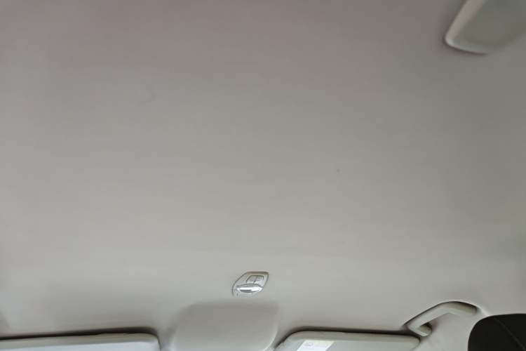 Used Ford Focus 2012 Sedan 1.6L Automatic Comfort Model Headliner