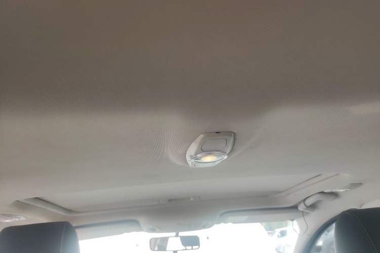 Used Ford Focus 2012 Sedan 1.6L Automatic Fashion Edition Headliner