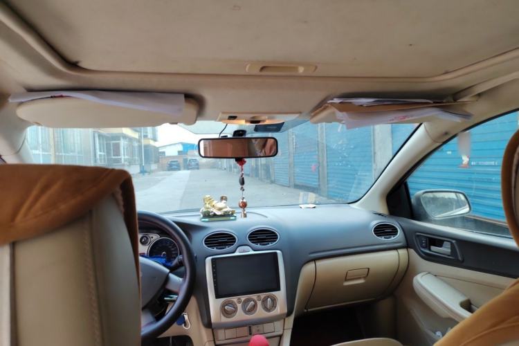 Used Ford Focus 2012 Hatchback Classic 1.8L Manual Fashion Edition Headliner