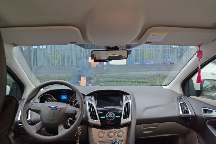 Used Ford Focus 2012 Sedan 1.6L Manual Comfort Model Headliner