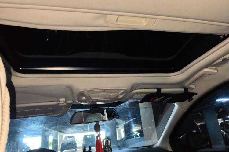 Used Ford Focus 2012 Hatchback 2.0L Automatic Luxury Sport Model Headliner