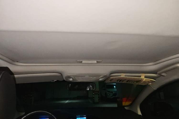 Used Ford Focus 2012 Hatchback 2.0L Automatic Luxury Sport Model Headliner