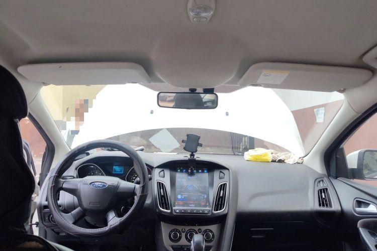 Used Ford Focus 2012 Hatchback 1.6L Automatic Comfort Model Headliner
