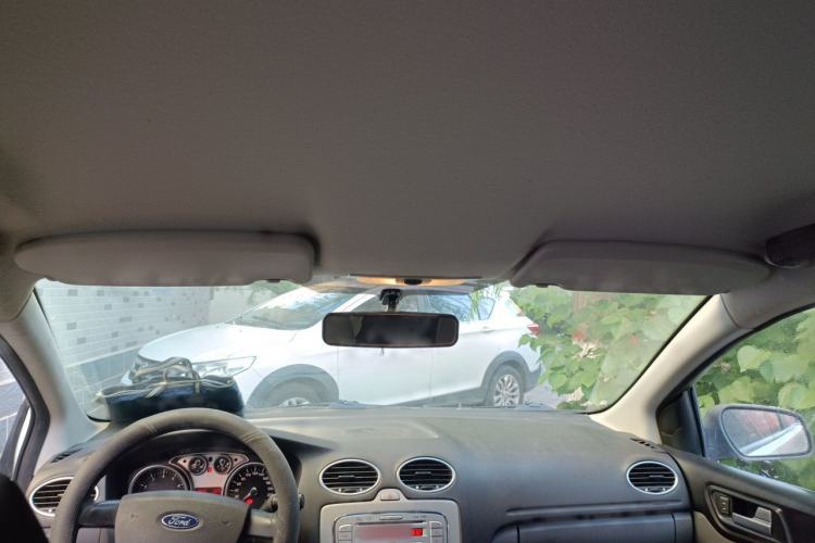 Used Ford Focus 2012 Hatchback Classic 1.8L Manual Base Model Headliner