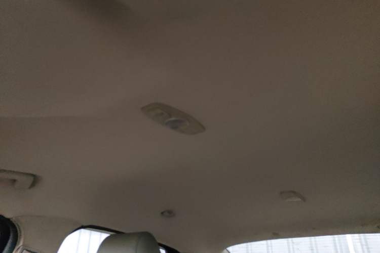 Used Ford Focus 2012 Sedan 1.6L Automatic Comfort Model Headliner