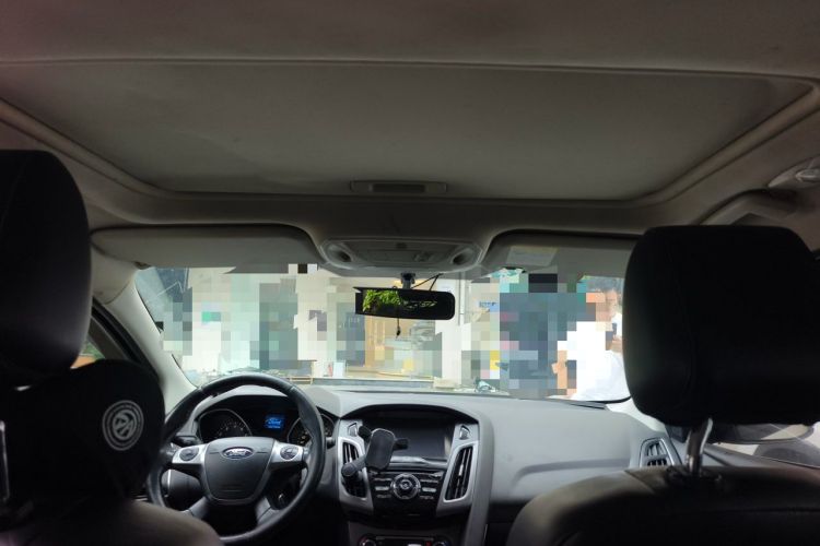 Used Ford Focus 2012 Hatchback 1.6L Automatic Fashion Edition Headliner